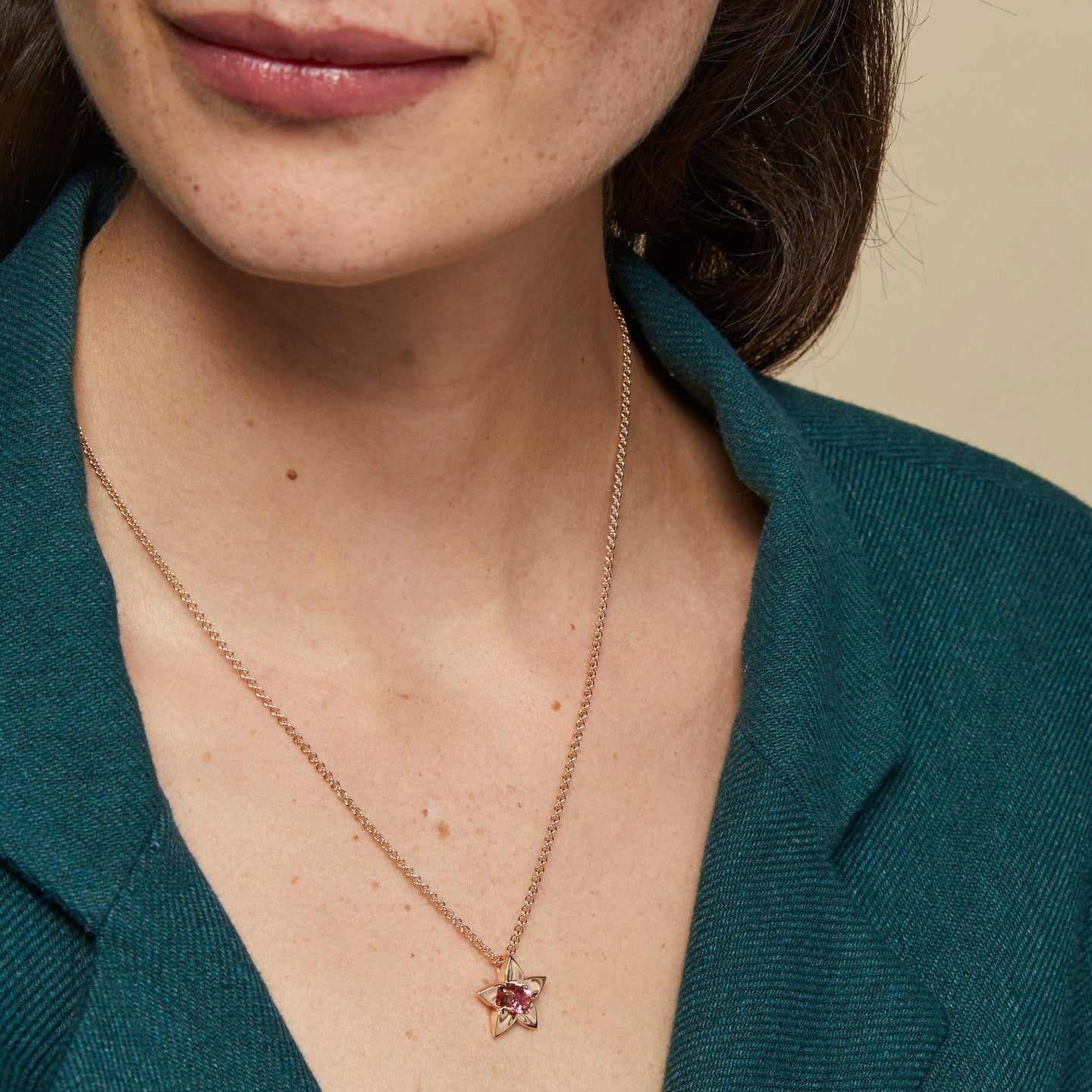 Poppy Anhänger & Halskette Poppy Anhänger & Halskette